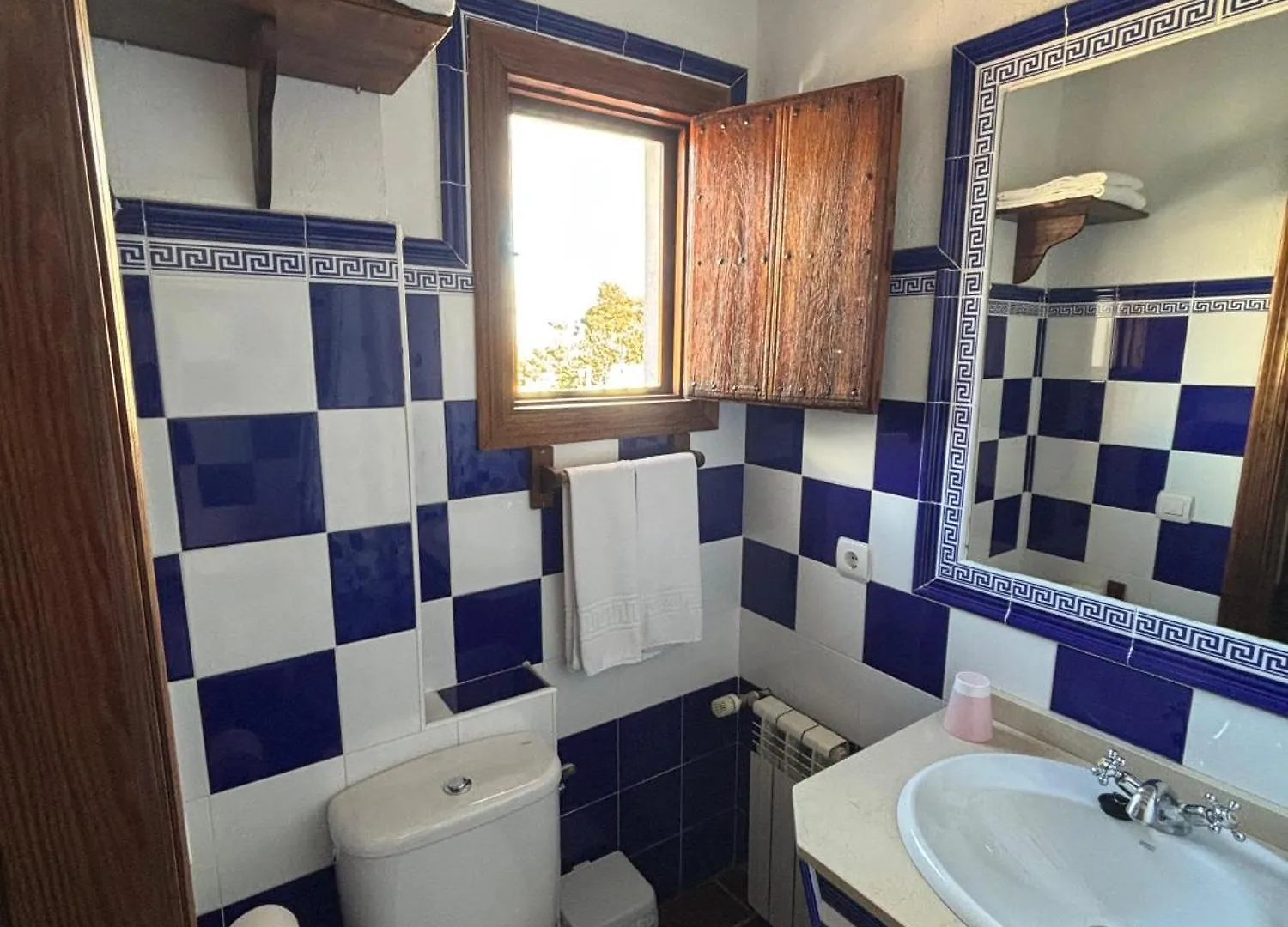 Casa Rural Del Rio Alozaina 0*,  Spain